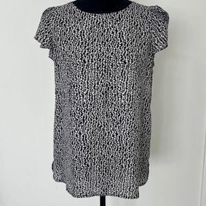 LOFT short-sleeve blouse, S, EUC, black/white, flutter sleeve